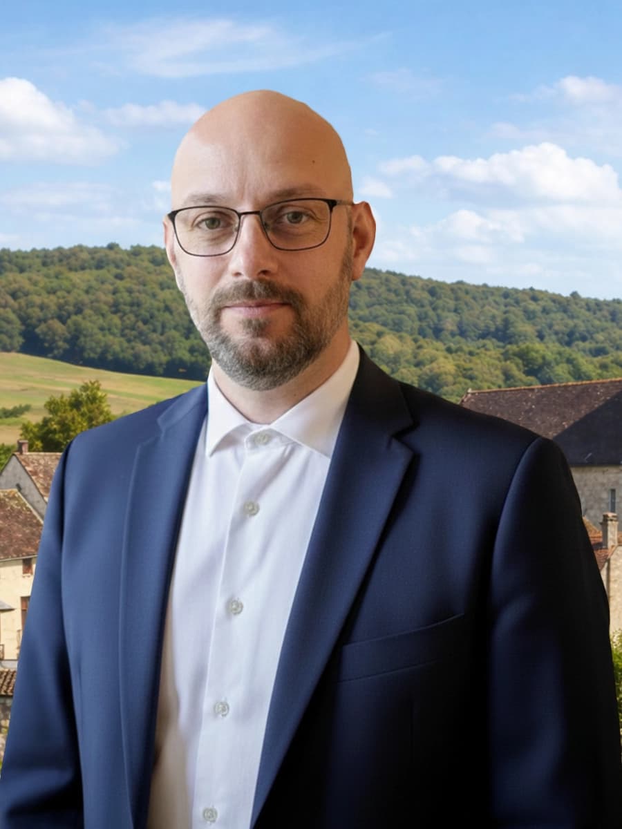 Thomas Nastorg — Portrait officiel